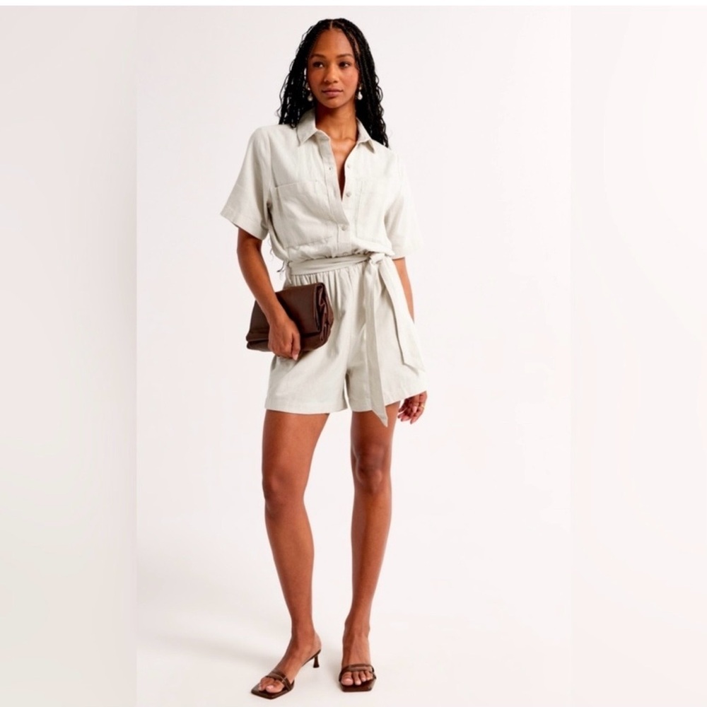 Abercrombie & Fitch Beige Jumpsuit